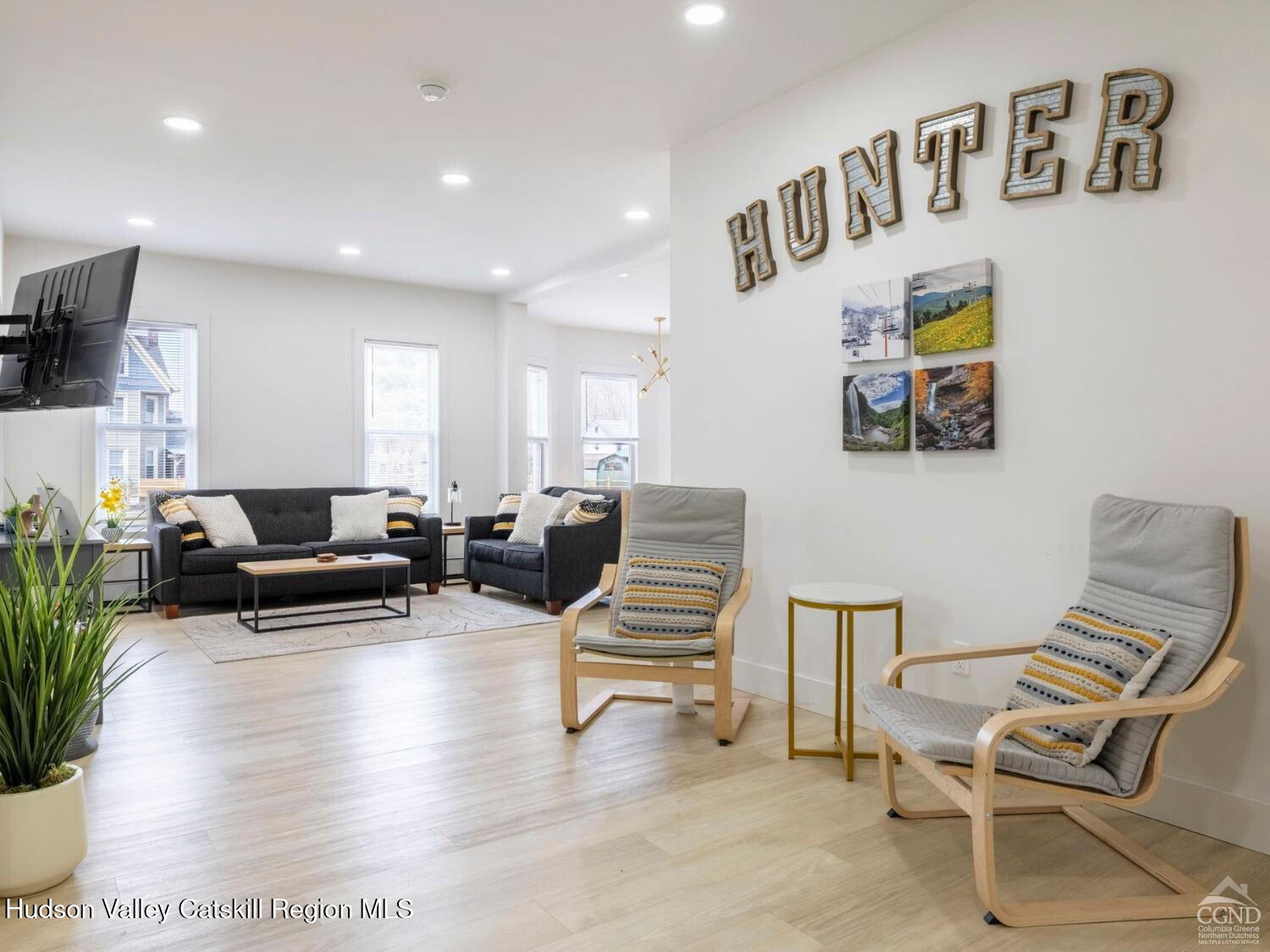 Hunter, New York, 12442, United States, 5 Bedrooms Bedrooms, ,Residential,For Sale,1991785