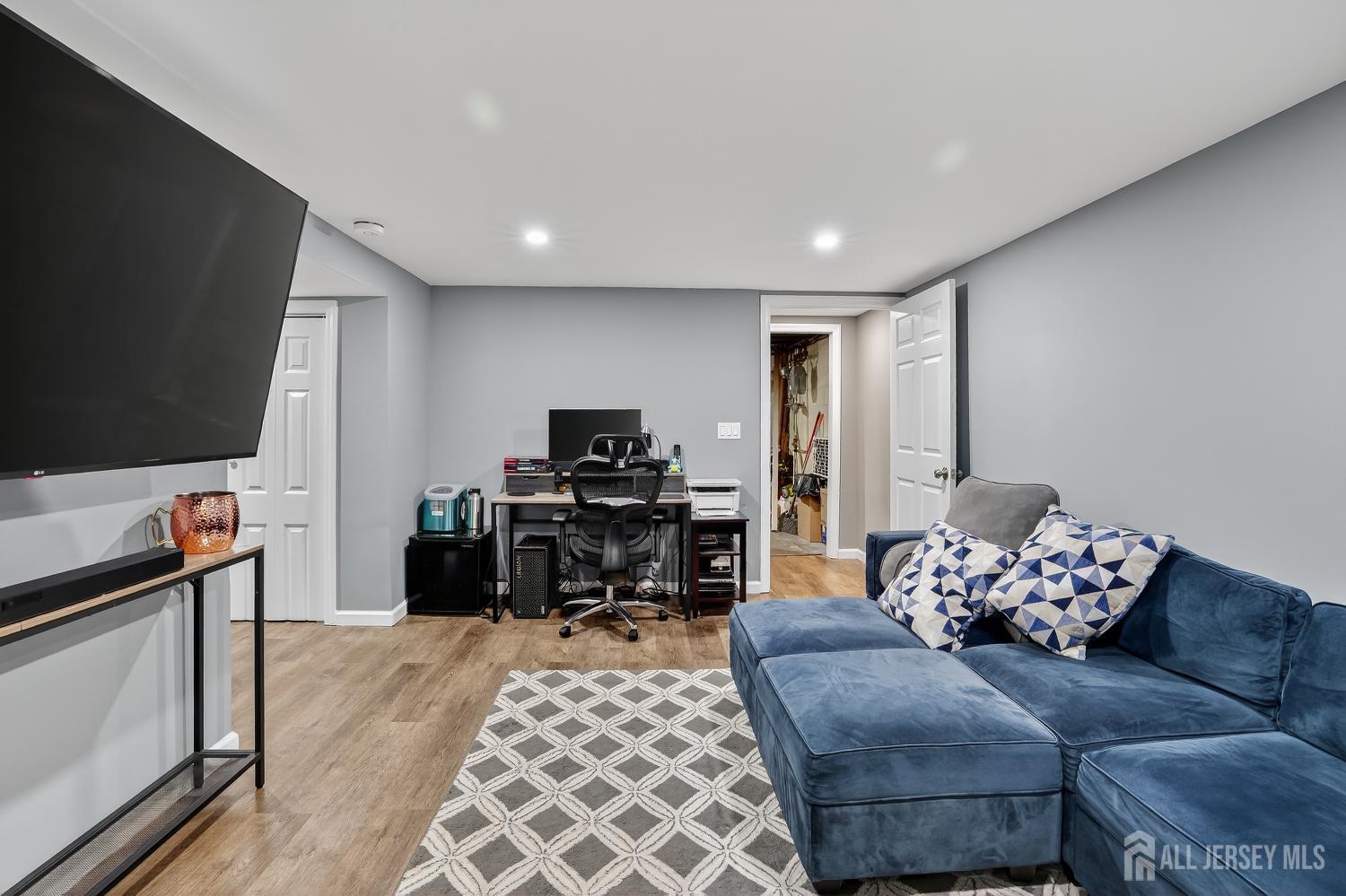 Old Bridge, New Jersey, 08857, United States, 4 Bedrooms Bedrooms, ,2 BathroomsBathrooms,Residential,For Sale,1983904