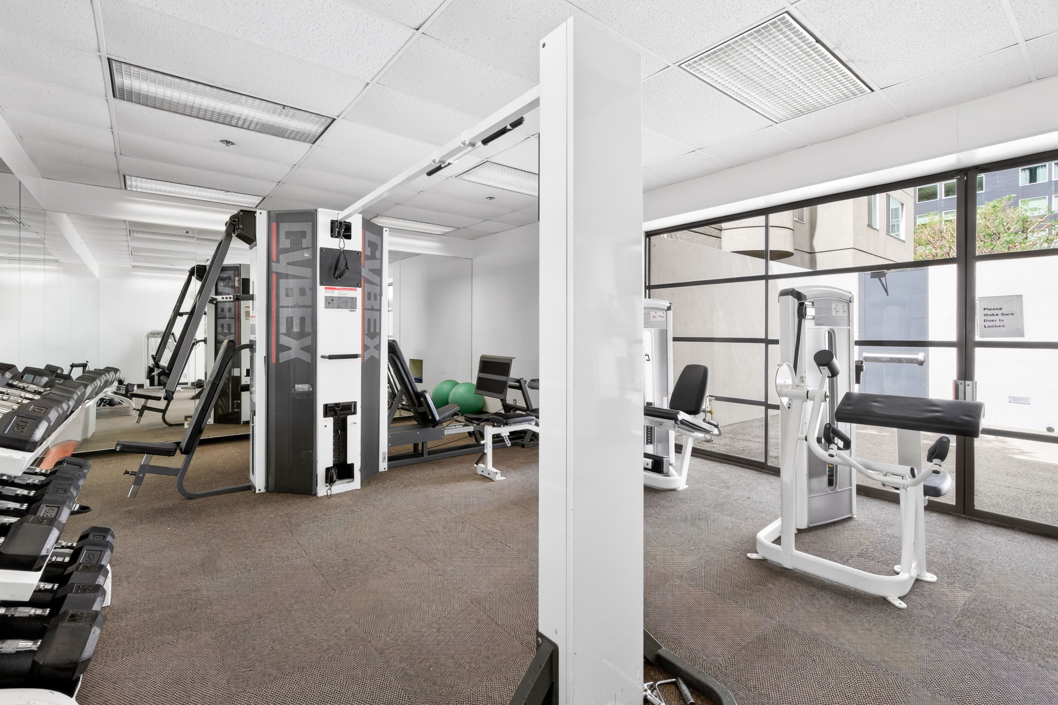  600 West 9th Street #1512 - 物件實景