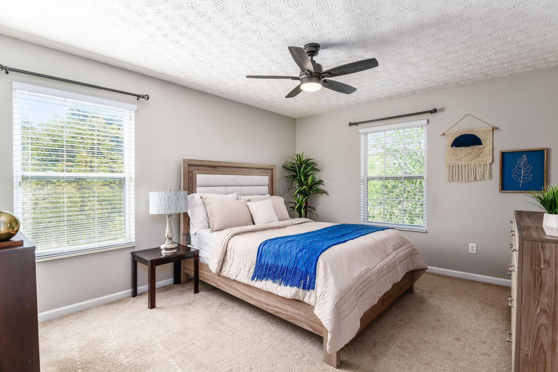 Hilliard, Ohio, 43026, United States, 4 Bedrooms Bedrooms, ,4 BathroomsBathrooms,Residential,For Sale,1965568