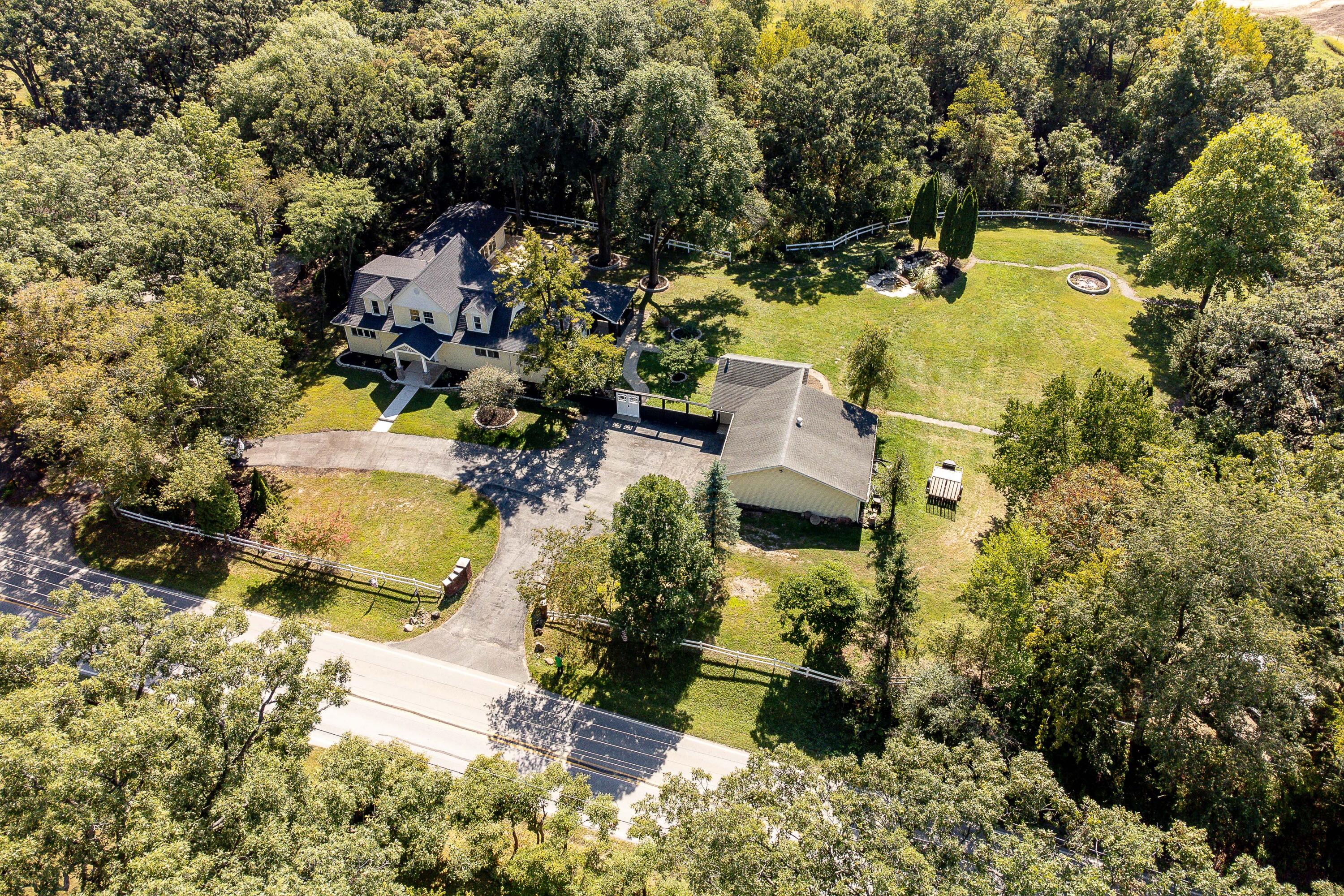 Crown Point, Indiana, 46307, United States, 3 Bedrooms Bedrooms, ,4 BathroomsBathrooms,Residential,For Sale,1989719