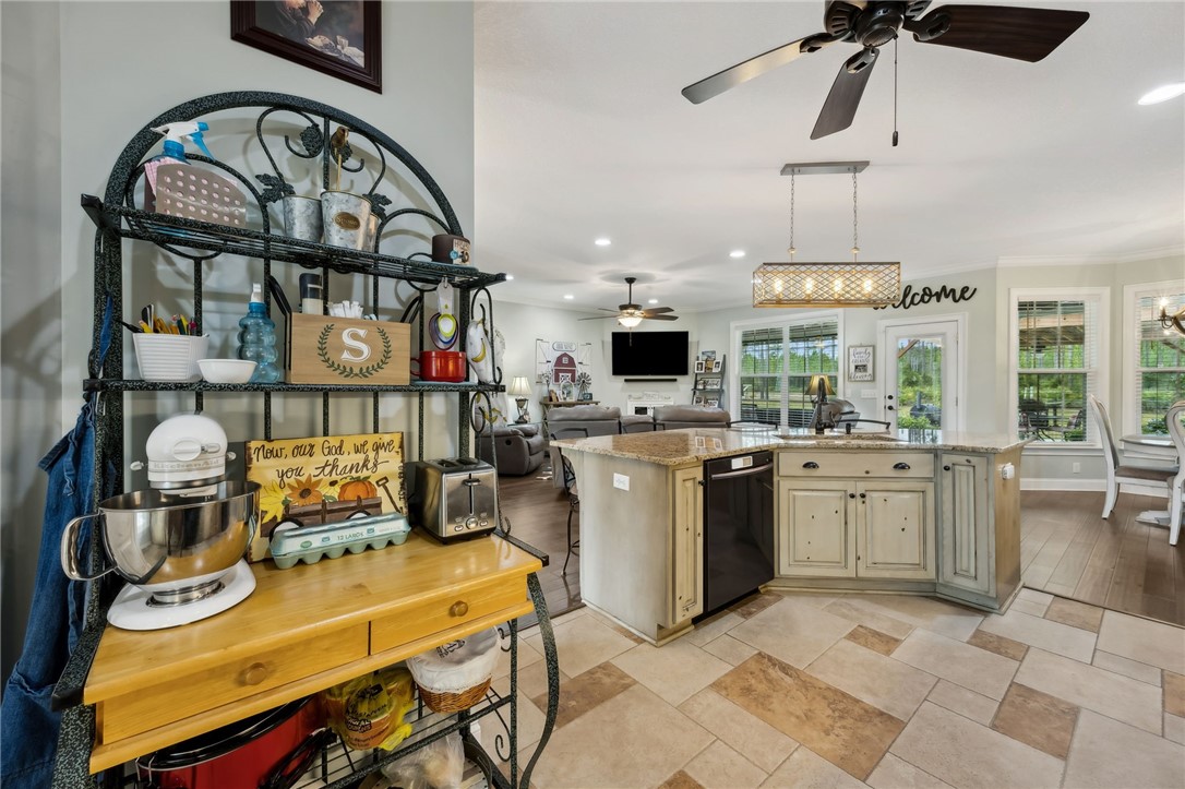 White Oak, Georgia, 31568, United States, 3 Bedrooms Bedrooms, ,2 BathroomsBathrooms,Residential,For Sale,1985107