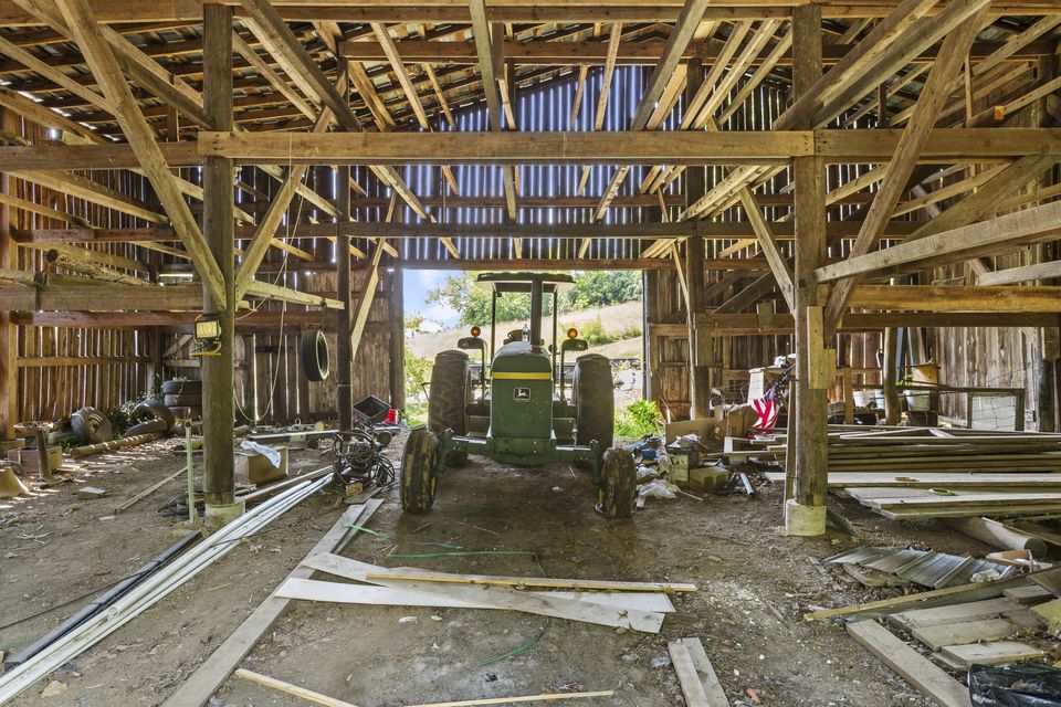 Versailles, Kentucky, 40383, United States, 3 Bedrooms Bedrooms, ,2 BathroomsBathrooms,Residential,For Sale,1976488