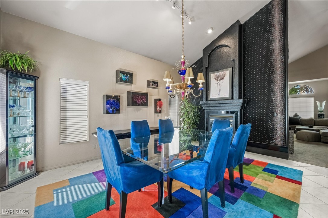 Las Vegas, Nevada, 89121, United States, 3 Bedrooms Bedrooms, ,3 BathroomsBathrooms,Residential,For Sale,1988957