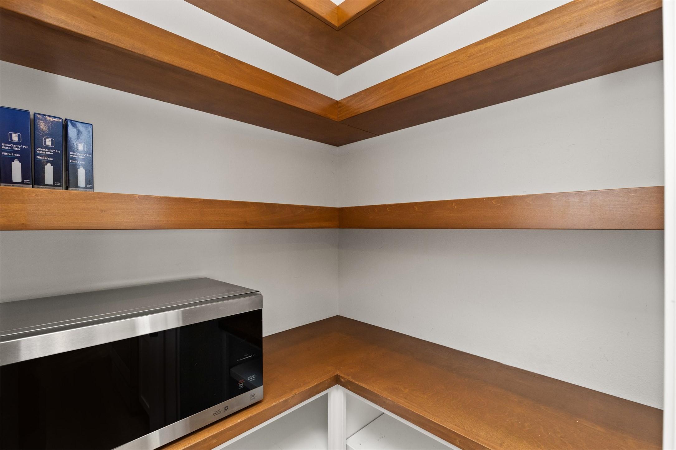 Waukee, Iowa, 50263, United States, 4 Bedrooms Bedrooms, ,3 BathroomsBathrooms,Residential,For Sale,1979913