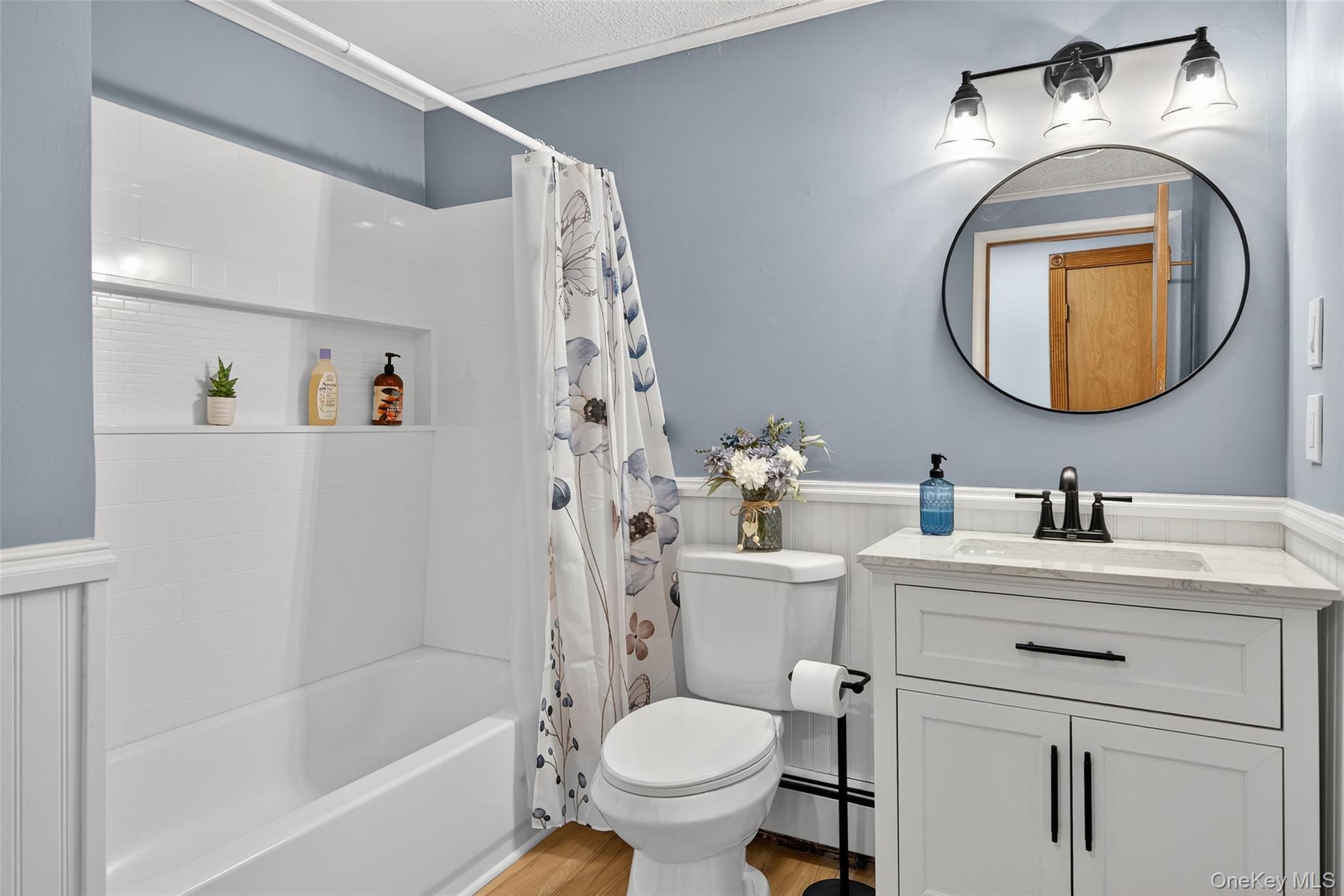 Wallkill, New York, 12589, United States, 4 Bedrooms Bedrooms, ,3 BathroomsBathrooms,Residential,For Sale,1989715