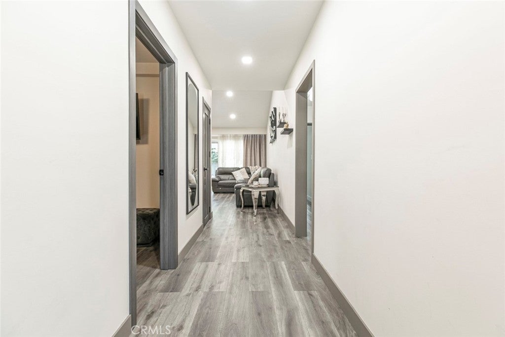 Van Nuys, California, 91406, United States, 3 Bedrooms Bedrooms, ,2 BathroomsBathrooms,Residential,For Sale,1940883