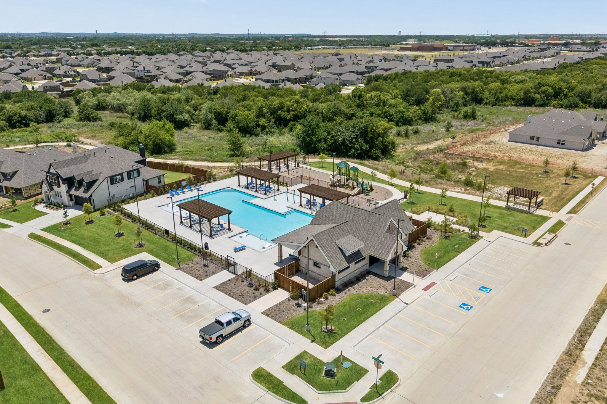  1005 Longbow Lane, Crowley, TX, 76036 - 物件實景
