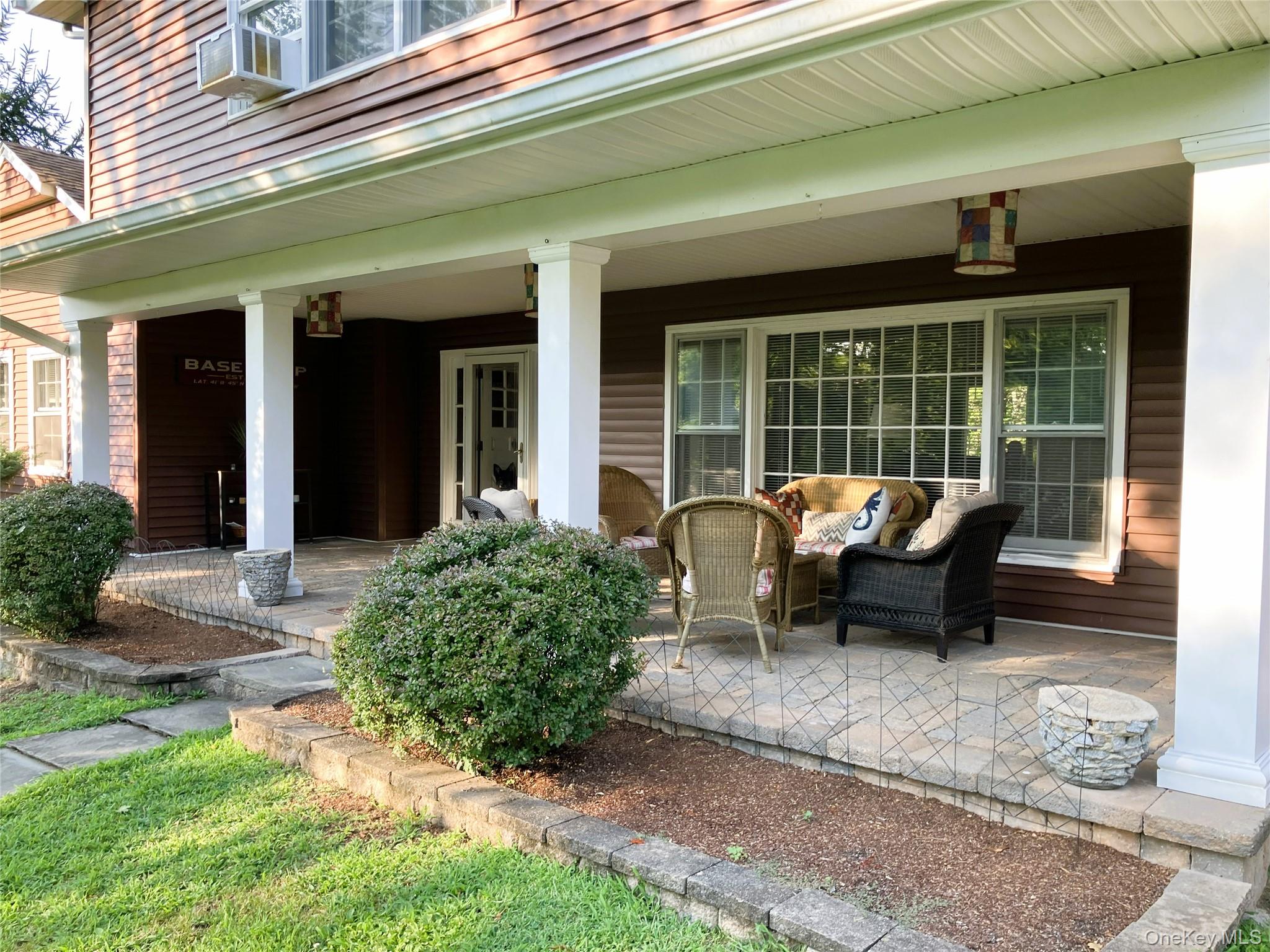 Suffern, New York, 10901, United States, 5 Bedrooms Bedrooms, ,2 BathroomsBathrooms,Residential,For Sale,1906430