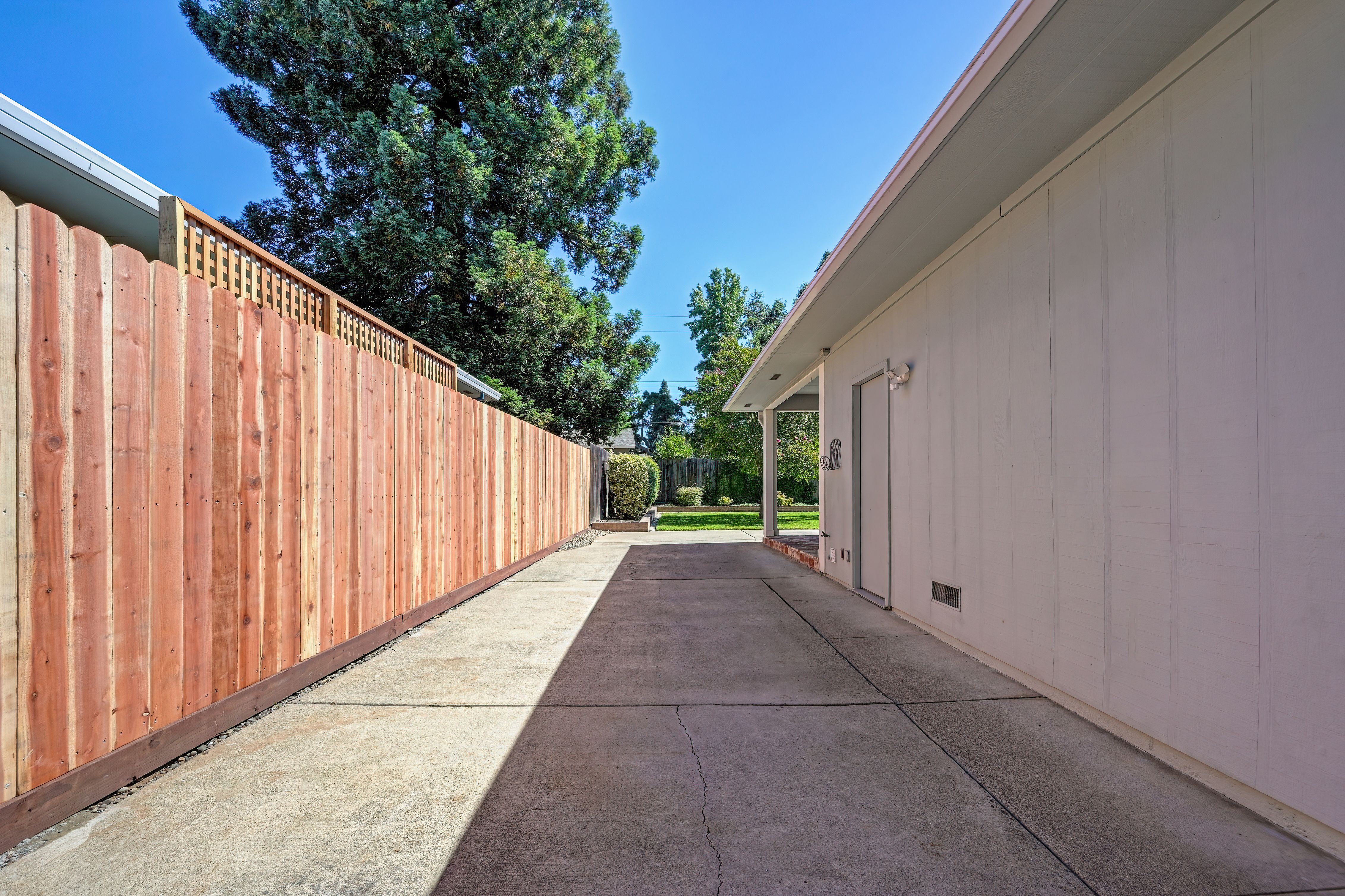  4608 Sagar Avenue, Sacramento, CA 95821 - 物件實景