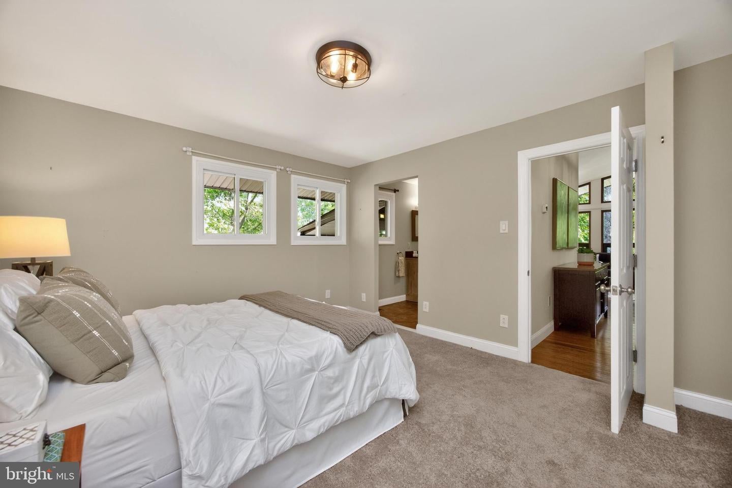 KING OF PRUSSIA, Pennsylvania, 19406, United States, 3 Bedrooms Bedrooms, ,2 BathroomsBathrooms,Residential,For Sale,2047953
