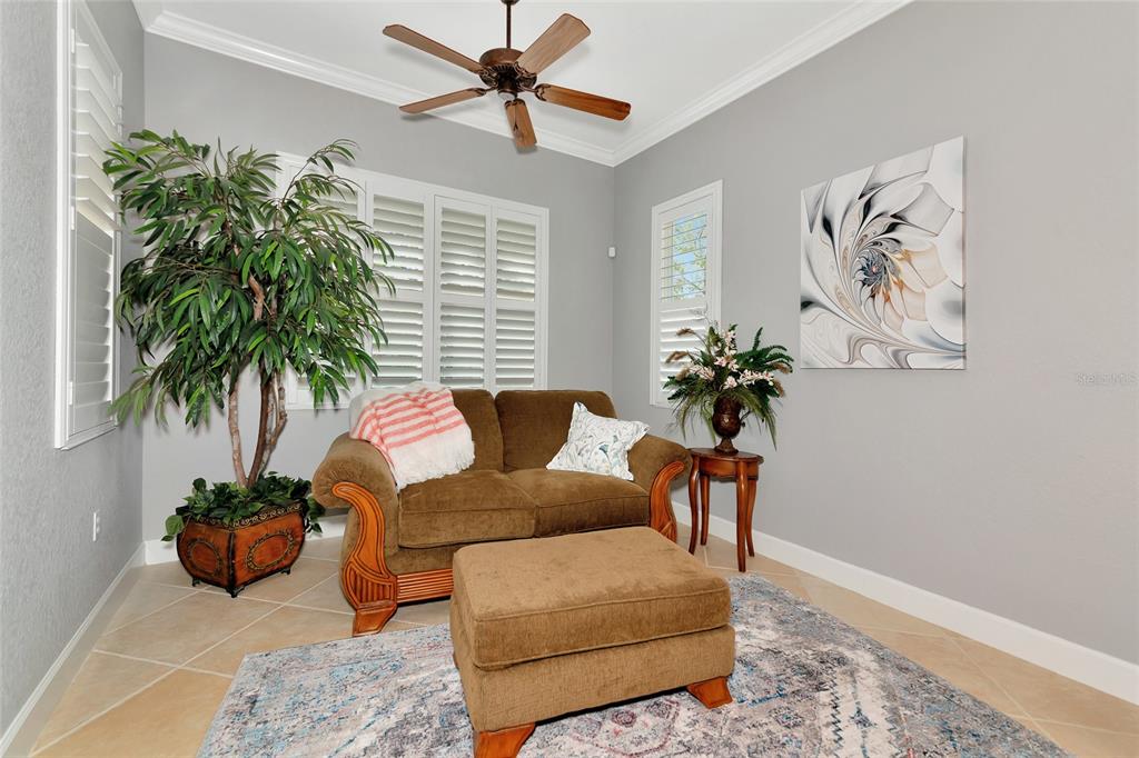 Bradenton, Florida, 34212, United States, 3 Bedrooms Bedrooms, ,3 BathroomsBathrooms,Residential,For Sale,1989547