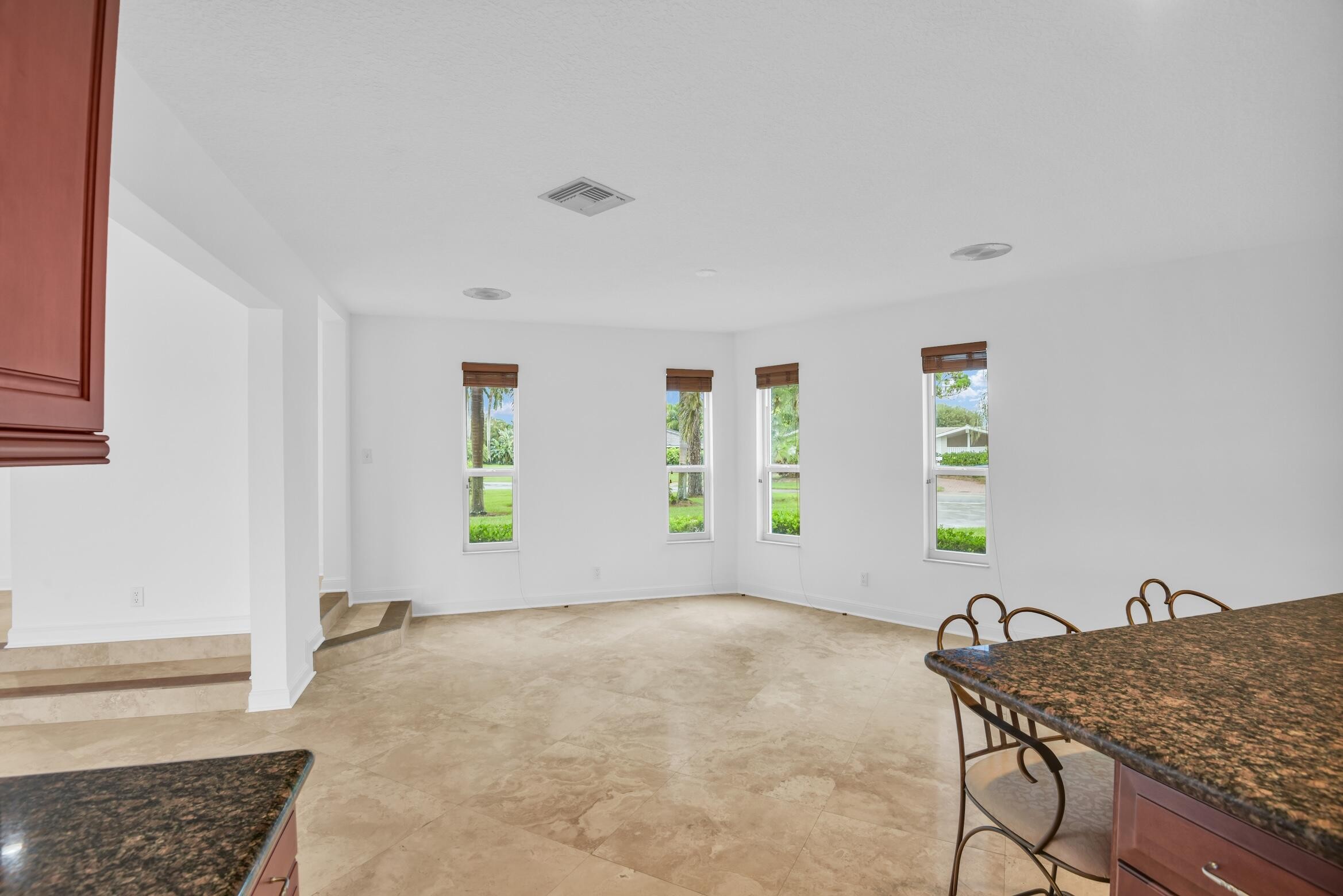 Atlantis, Florida, 33462, United States, 3 Bedrooms Bedrooms, ,3 BathroomsBathrooms,Residential,For Sale,1980286