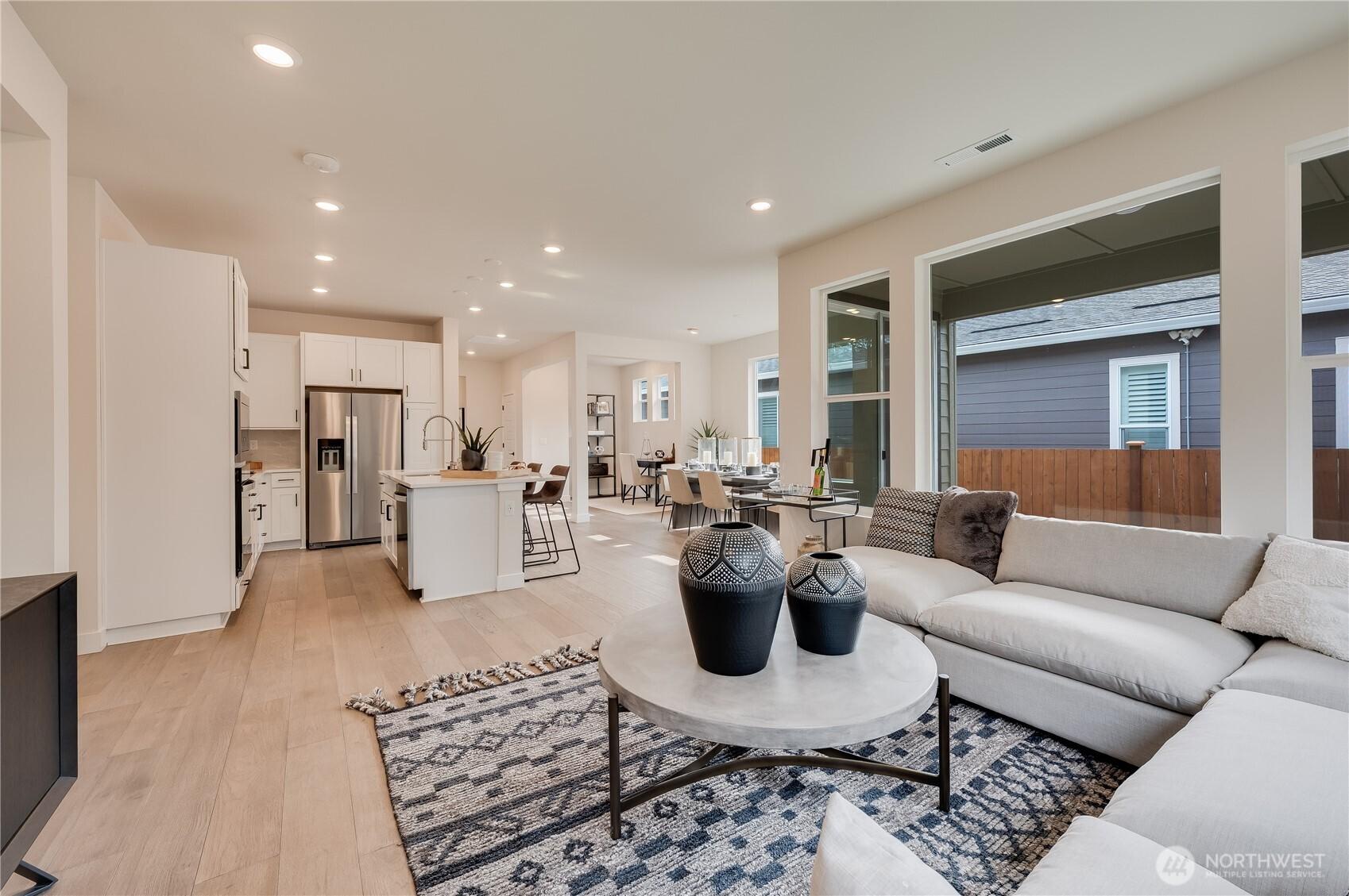 BLACK DIAMOND, Washington, 98010, United States, 2 Bedrooms Bedrooms, ,2 BathroomsBathrooms,Residential,For Sale,1744150