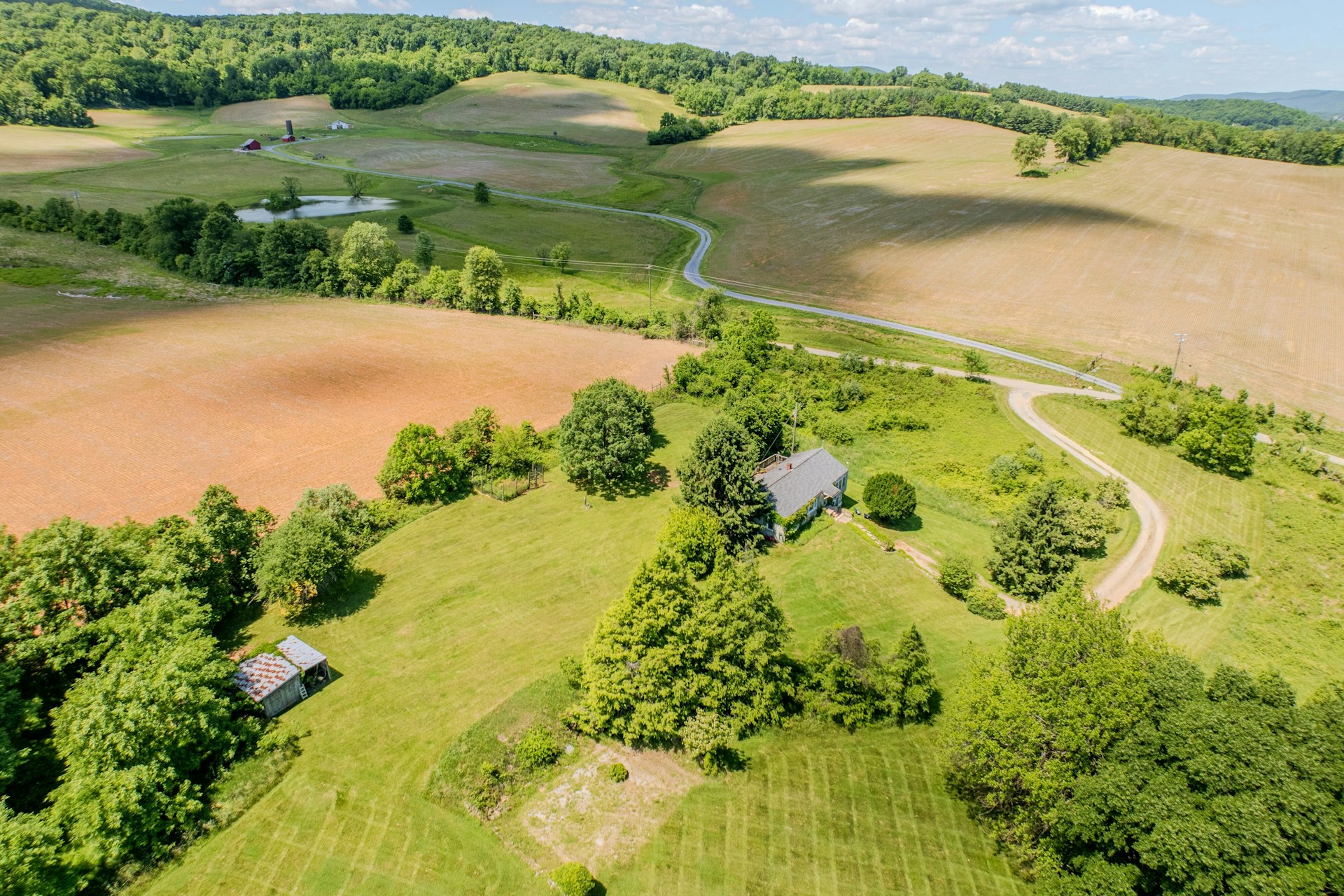  35339 Appalachian Trail Road, Round Hill, VA 20141 - 物件實景