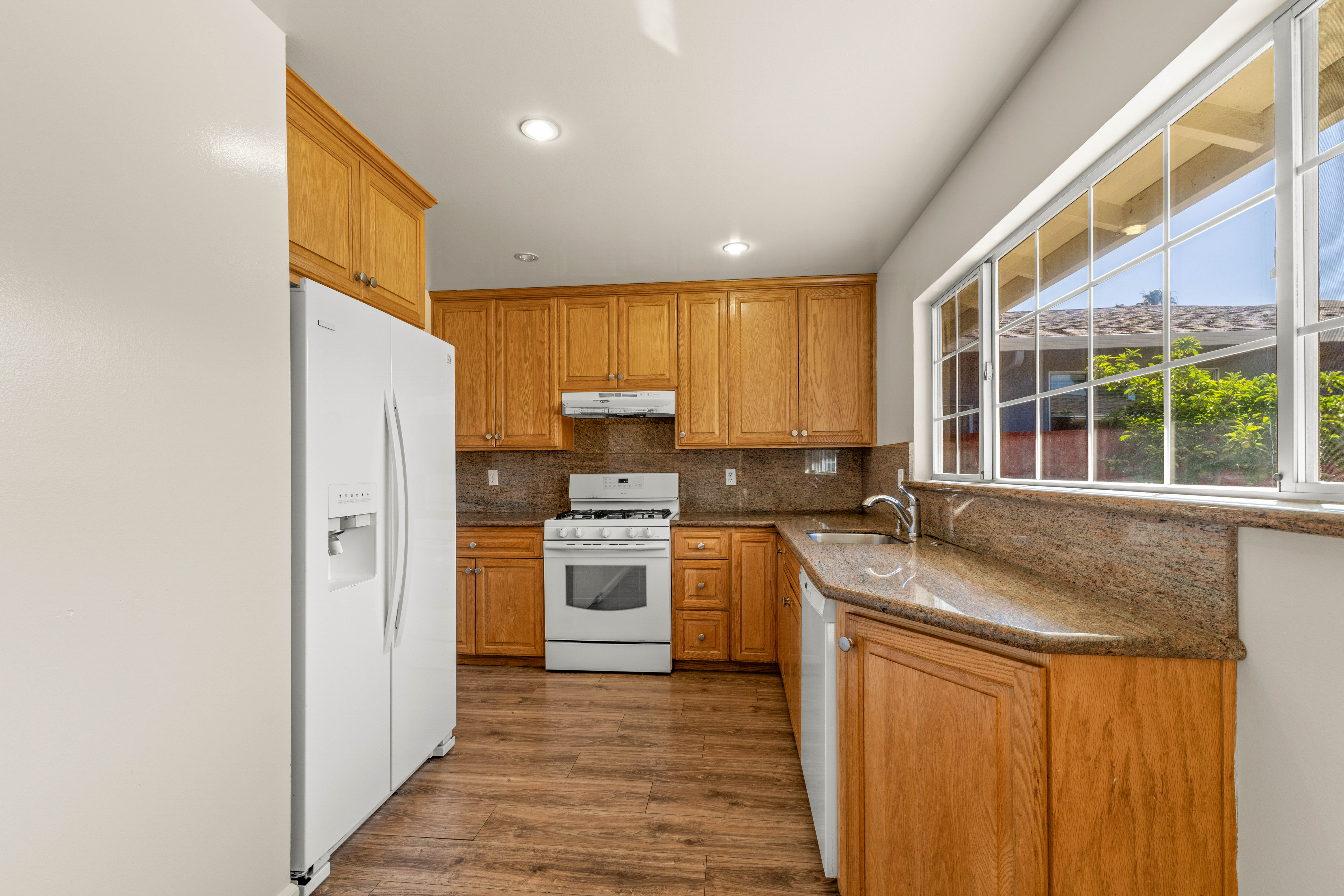  pride of ownership shines in this inviting union  city home - 物件實景