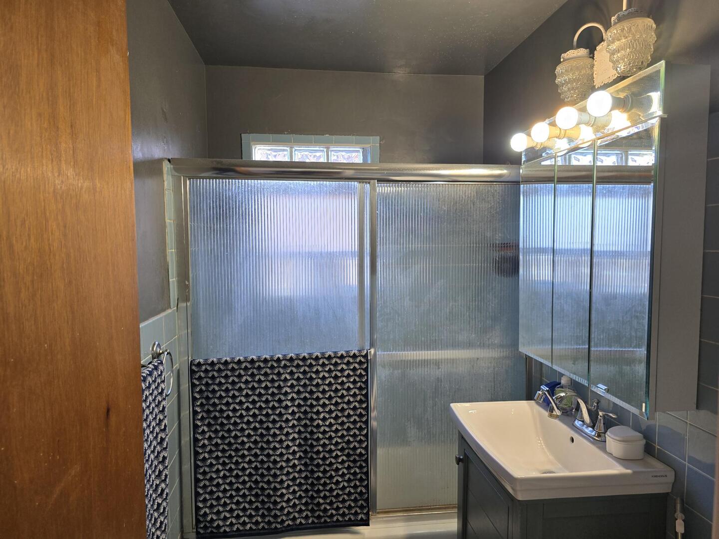 Skokie, Illinois, 60076, United States, 7 Bedrooms Bedrooms, ,Residential,For Sale,2010383