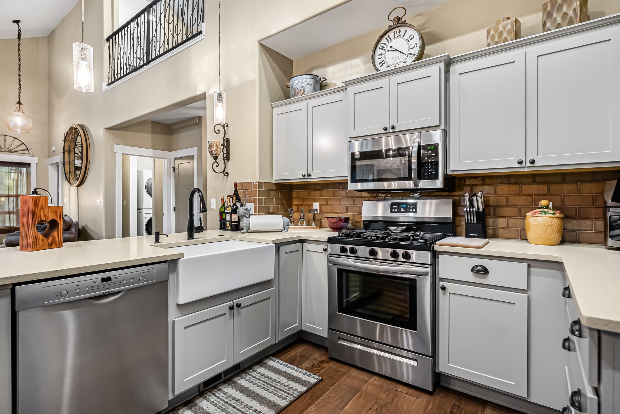 Sandpoint, Idaho, 83864, United States, 2 Bedrooms Bedrooms, ,3 BathroomsBathrooms,Residential,For Sale,1991135