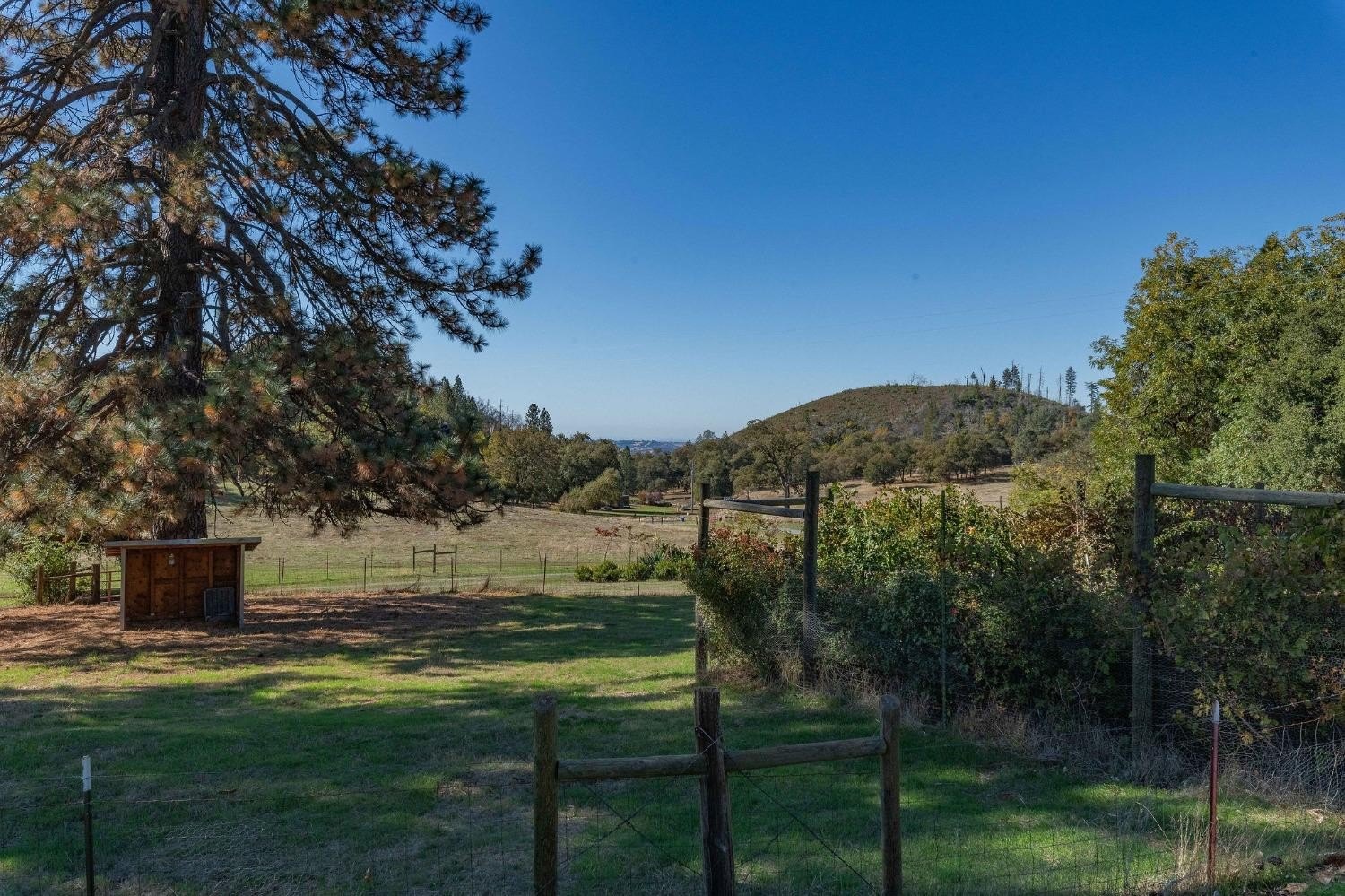 Mokelumne Hill, California, 95245, United States, 5 Bedrooms Bedrooms, ,3 BathroomsBathrooms,Residential,For Sale,1914362