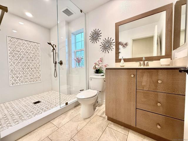 El Cajon, California, 92020, United States, 3 Bedrooms Bedrooms, ,3 BathroomsBathrooms,Residential,For Sale,2007807