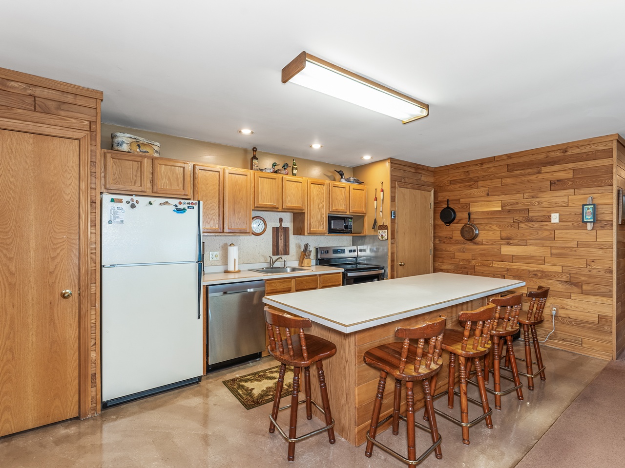 Manitowish Waters, Wisconsin, 54545, United States, 3 Bedrooms Bedrooms, ,1 BathroomBathrooms,Residential,For Sale,1943347