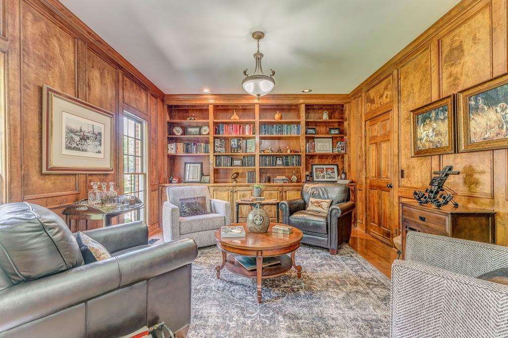 DALTON, Georgia, 30720, United States, 4 Bedrooms Bedrooms, ,4 BathroomsBathrooms,Residential,For Sale,1885970