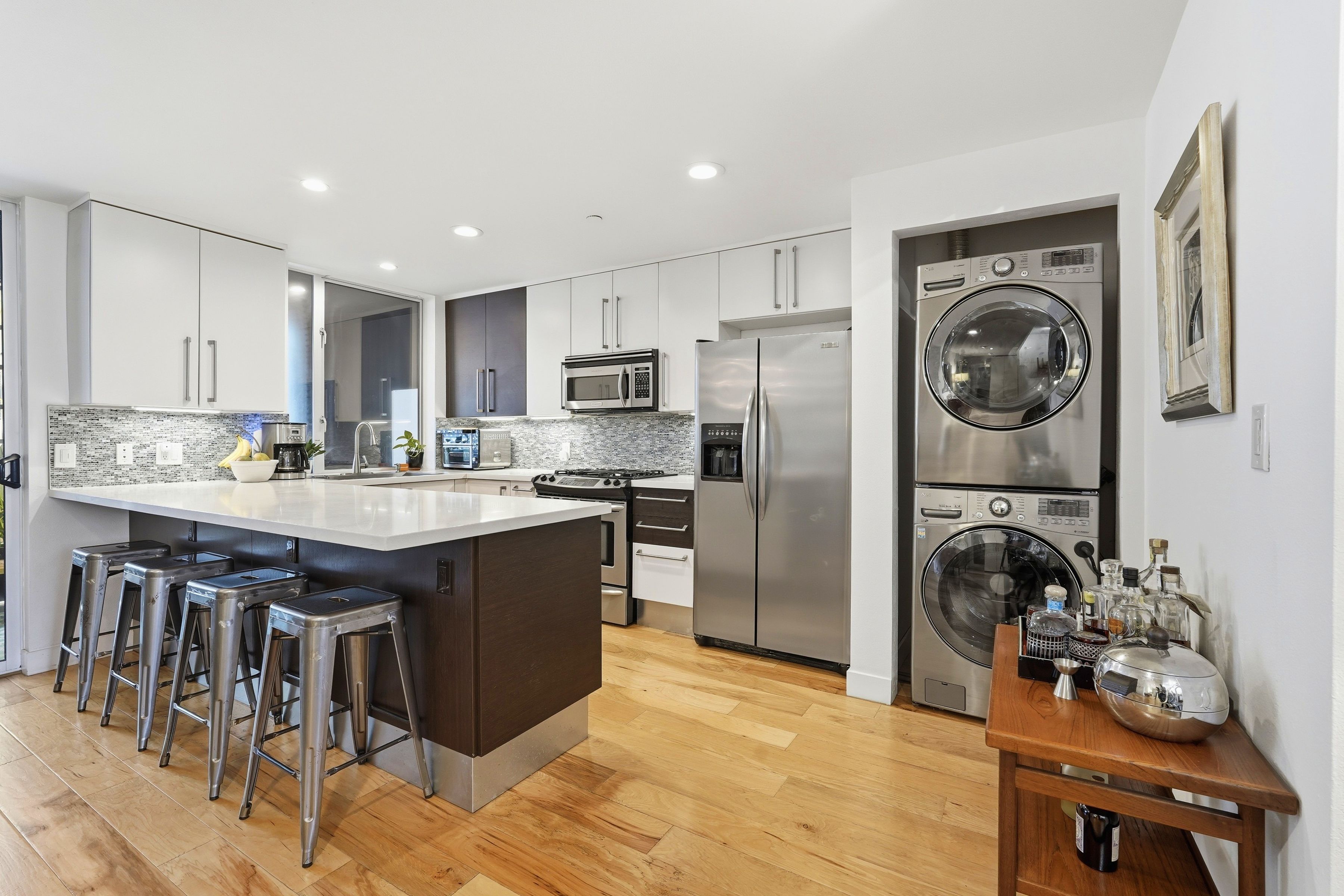  1050 North Gardner Street #3 - 物件實景