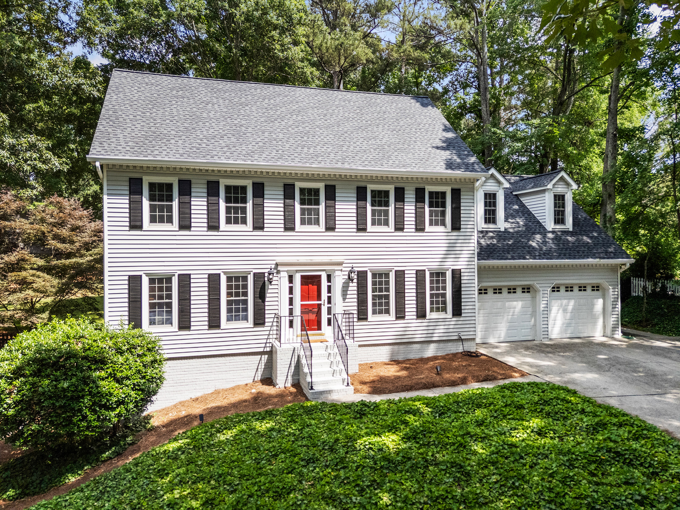  Andover North Home Blends Privacy and Convenience - 物件實景