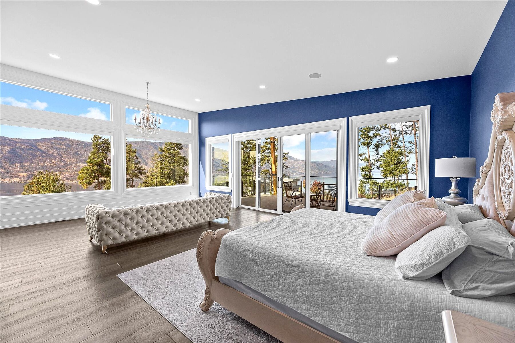  Gated Lake View Estate - 物件實景