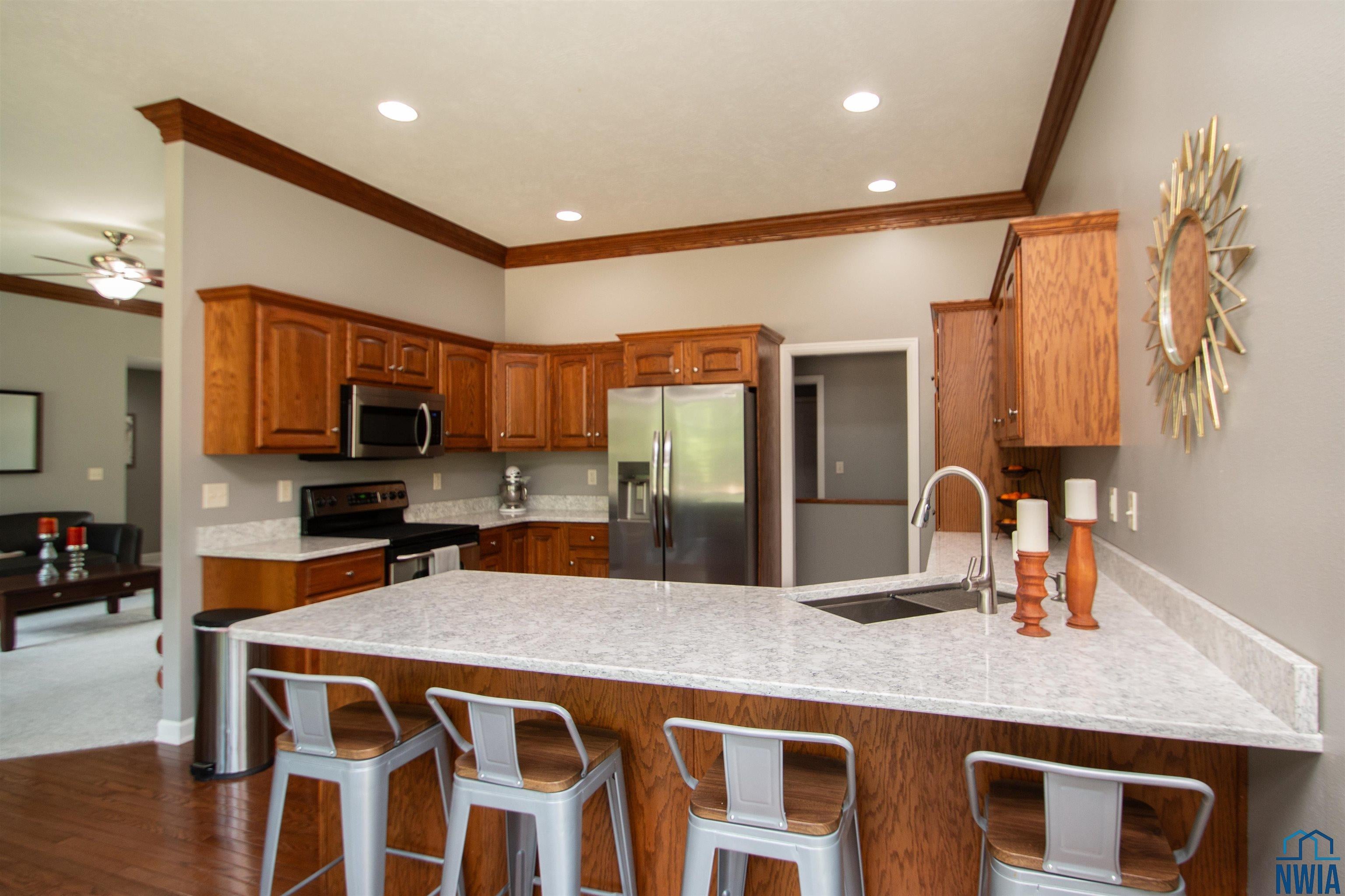 Dakota Dunes, South Dakota, 57049, United States, 4 Bedrooms Bedrooms, ,3 BathroomsBathrooms,Residential,For Sale,1979116