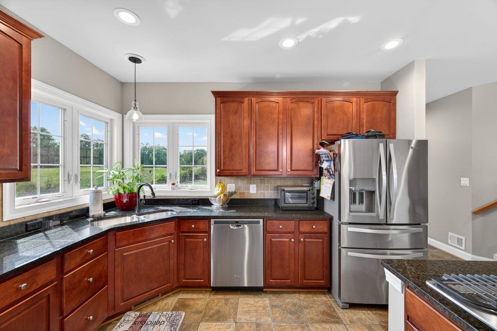 Middletown, Virginia, 22645, United States, 6 Bedrooms Bedrooms, ,6 BathroomsBathrooms,Residential,For Sale,2044764
