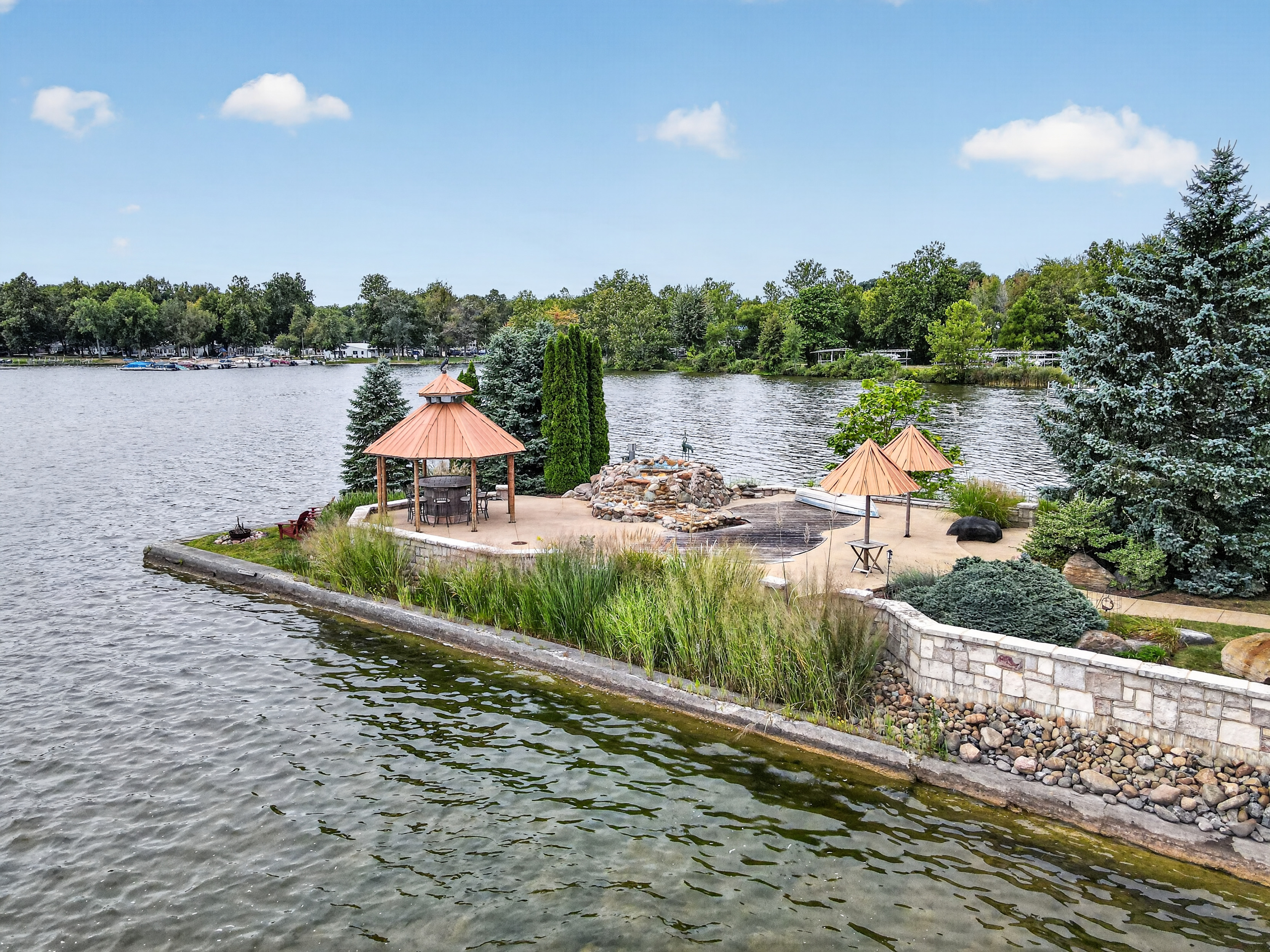  Timeless 4 Bedroom Home on Lake Tippecanoe - 物件實景