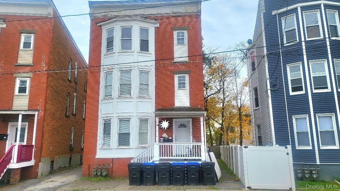 Poughkeepsie, New York, 12601, United States, 9 Bedrooms Bedrooms, ,3 BathroomsBathrooms,Residential,For Sale,1996441