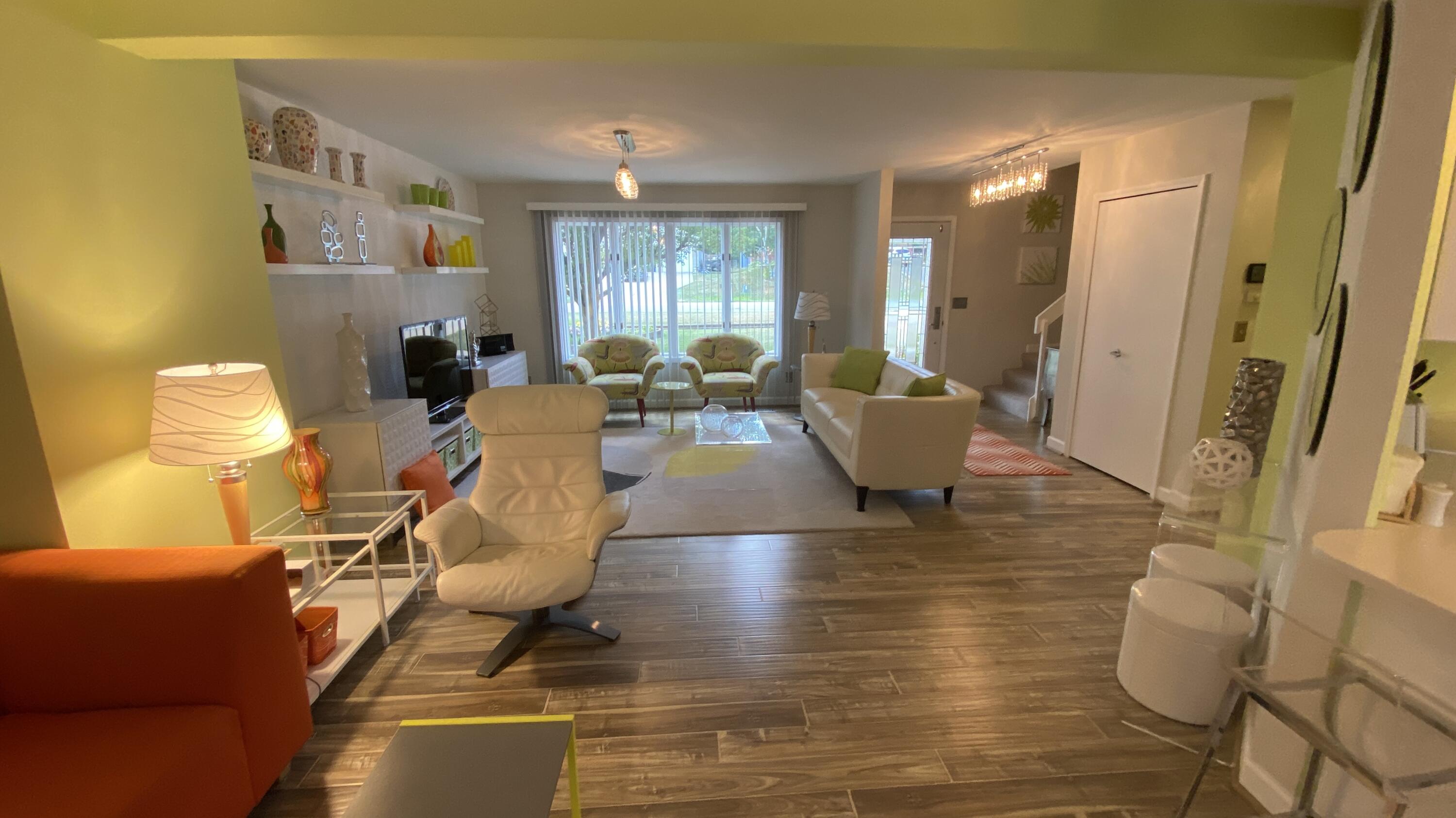 Crown Point, Indiana, 46307, United States, 4 Bedrooms Bedrooms, ,3 BathroomsBathrooms,Residential,For Sale,1924051