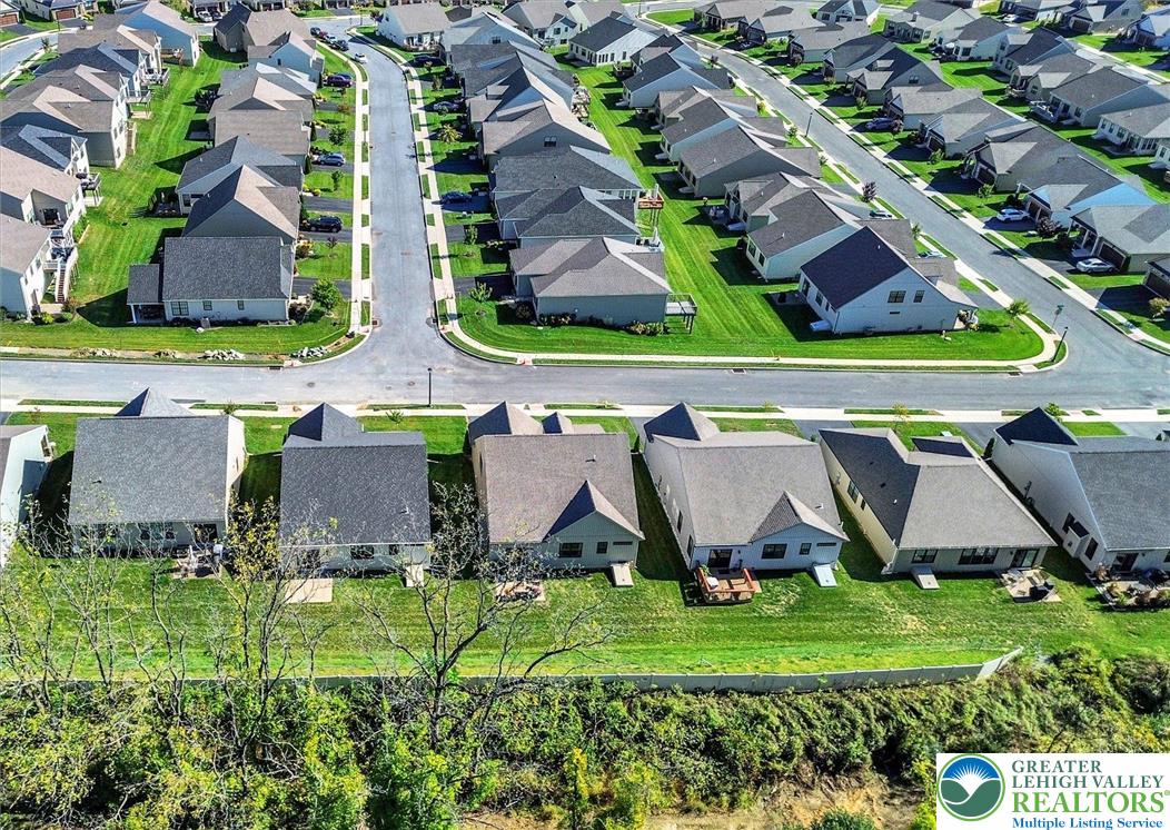 Upper Milford Twp, Pennsylvania, 18049, United States, 3 Bedrooms Bedrooms, ,3 BathroomsBathrooms,Residential,For Sale,1960503