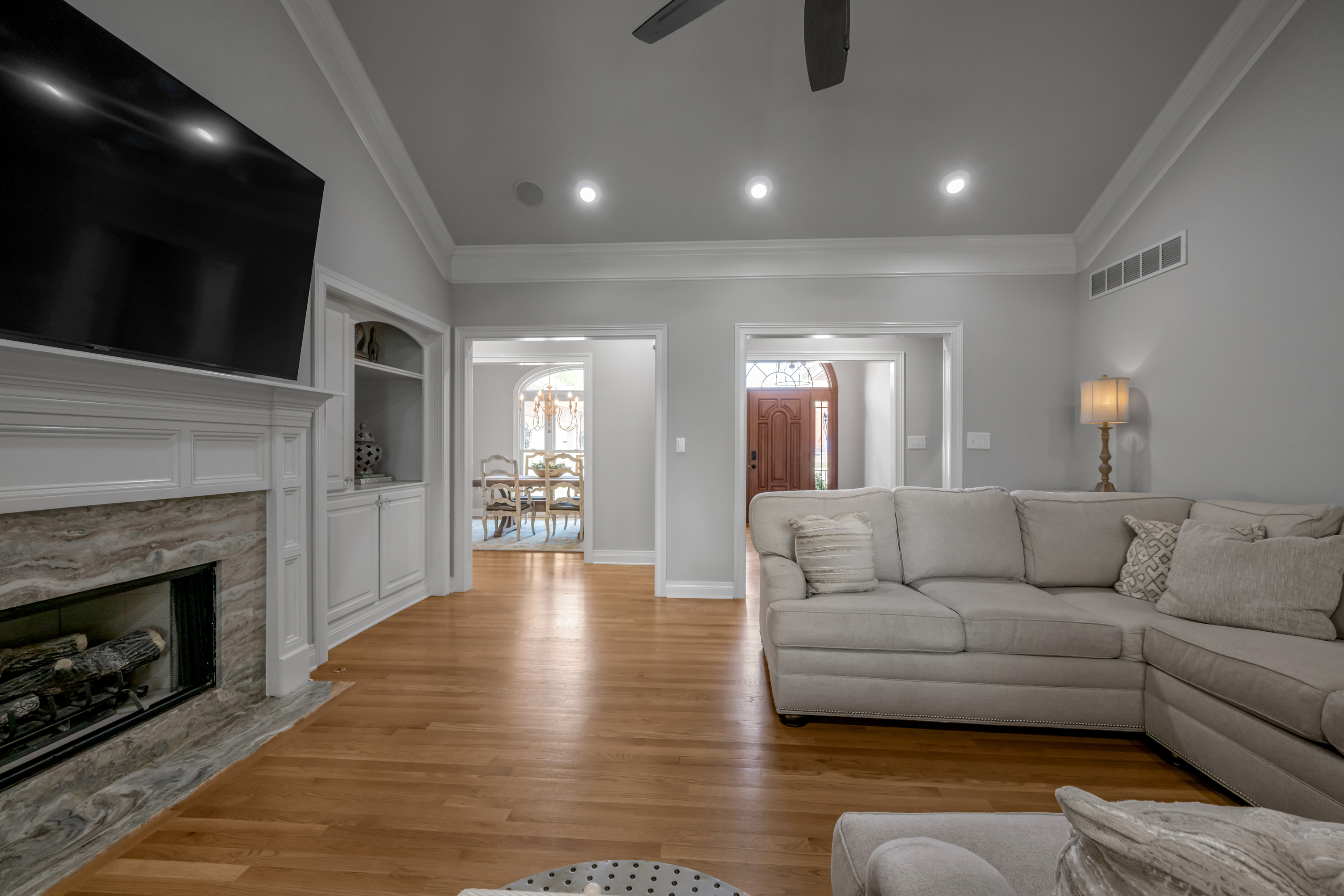  3128 Weymouth Court - 物件實景