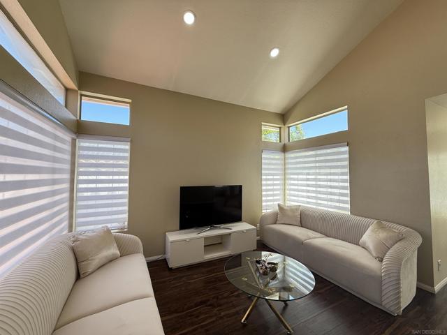 El Cajon, California, 92019, United States, 4 Bedrooms Bedrooms, ,3 BathroomsBathrooms,Residential,For Sale,1766053