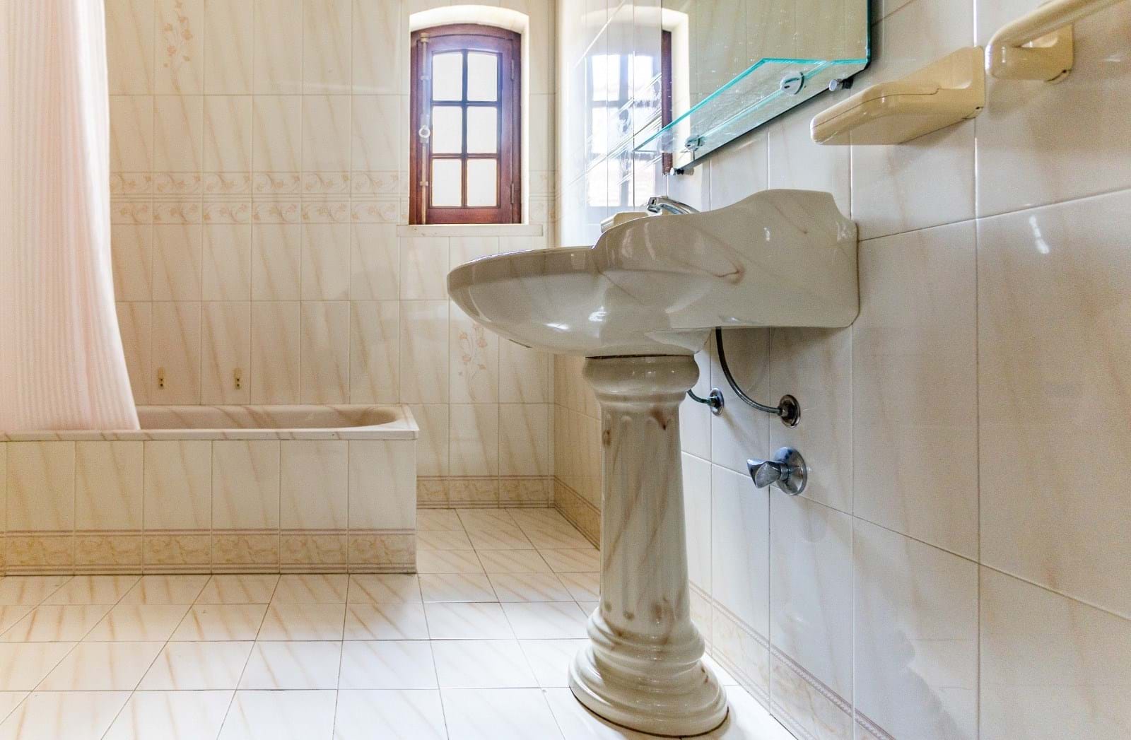 Alcanena, Santarém, 2380-506, PT, 9 Bedrooms Bedrooms, ,11 BathroomsBathrooms,Residential,For Sale,1700679