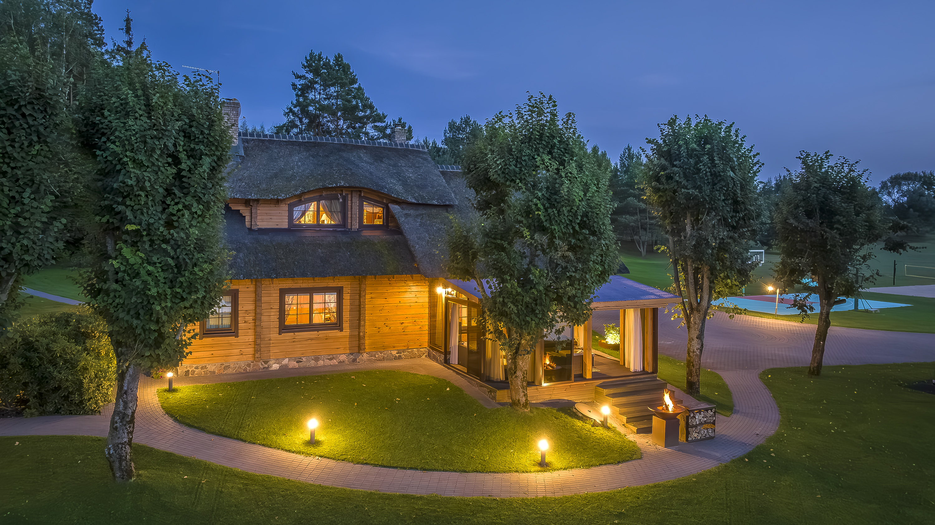  Romantic family homestead with a long lakeside - 物件實景