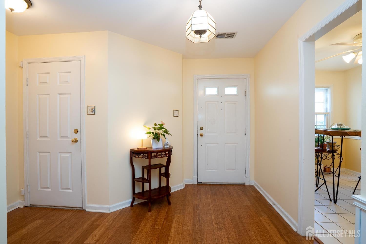 South Brunswick, New Jersey, 08824, United States, 3 Bedrooms Bedrooms, ,3 BathroomsBathrooms,Residential,For Sale,1980206