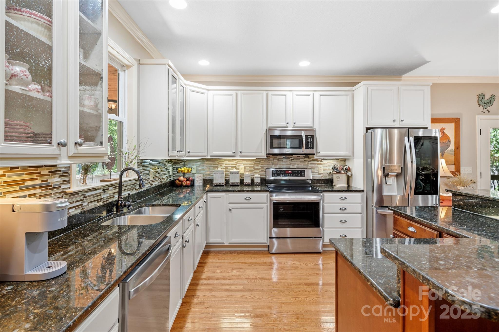 Weaverville, North Carolina, 28787, United States, 4 Bedrooms Bedrooms, ,4 BathroomsBathrooms,Residential,For Sale,1919742