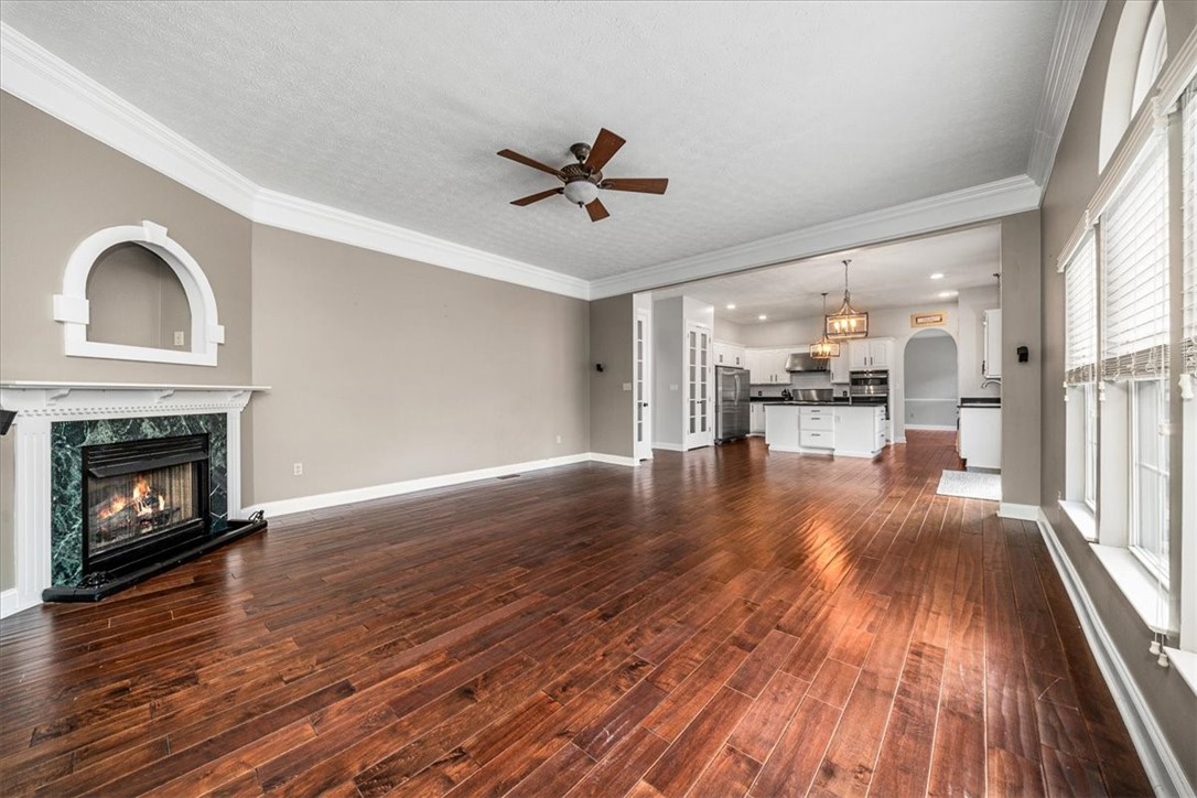 Pine Twp, Pennsylvania, 16046, United States, 5 Bedrooms Bedrooms, ,6 BathroomsBathrooms,Residential,For Sale,1989507