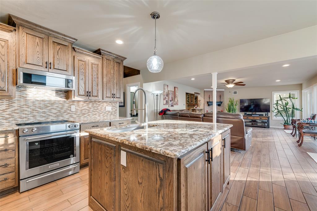 Cedar Hill, Texas, 75104, United States, 4 Bedrooms Bedrooms, ,4 BathroomsBathrooms,Residential,For Sale,1764173