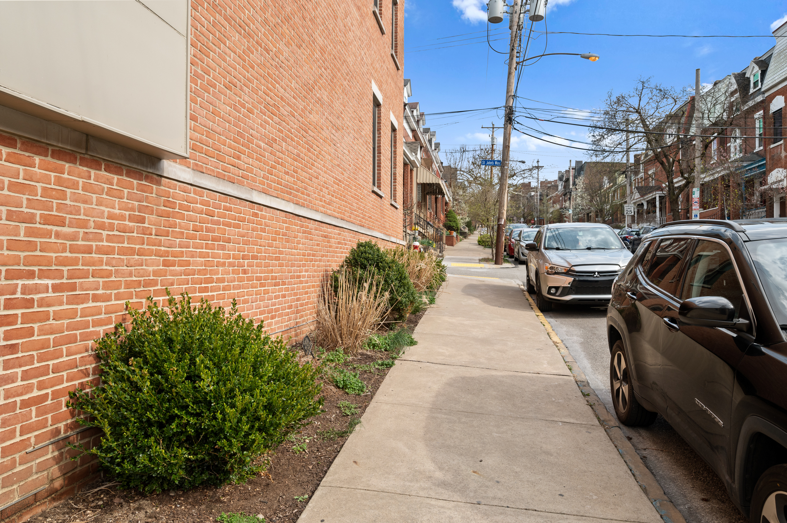  4059 Saint Johns Way, Pittsburgh, PA 15201 - 物件實景