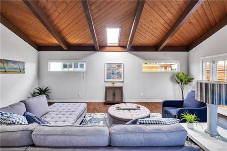 Torrance, California, 90504, United States, 3 Bedrooms Bedrooms, ,3 BathroomsBathrooms,Residential,For Sale,1995454