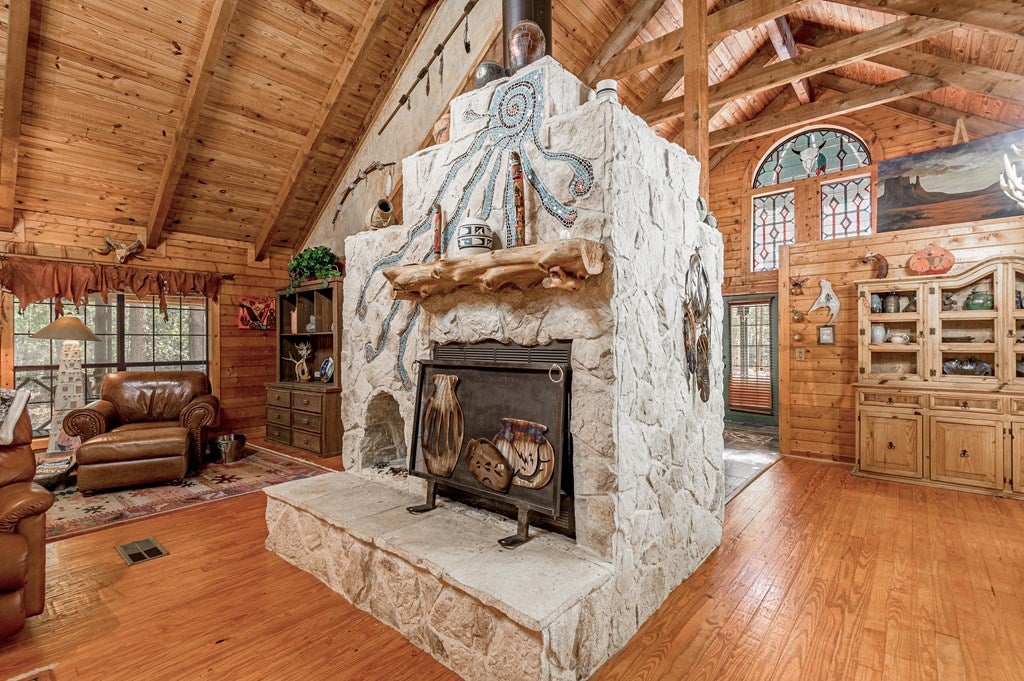 Nacogdoches, Texas, 75964, United States, 3 Bedrooms Bedrooms, ,2 BathroomsBathrooms,Residential,For Sale,1753235