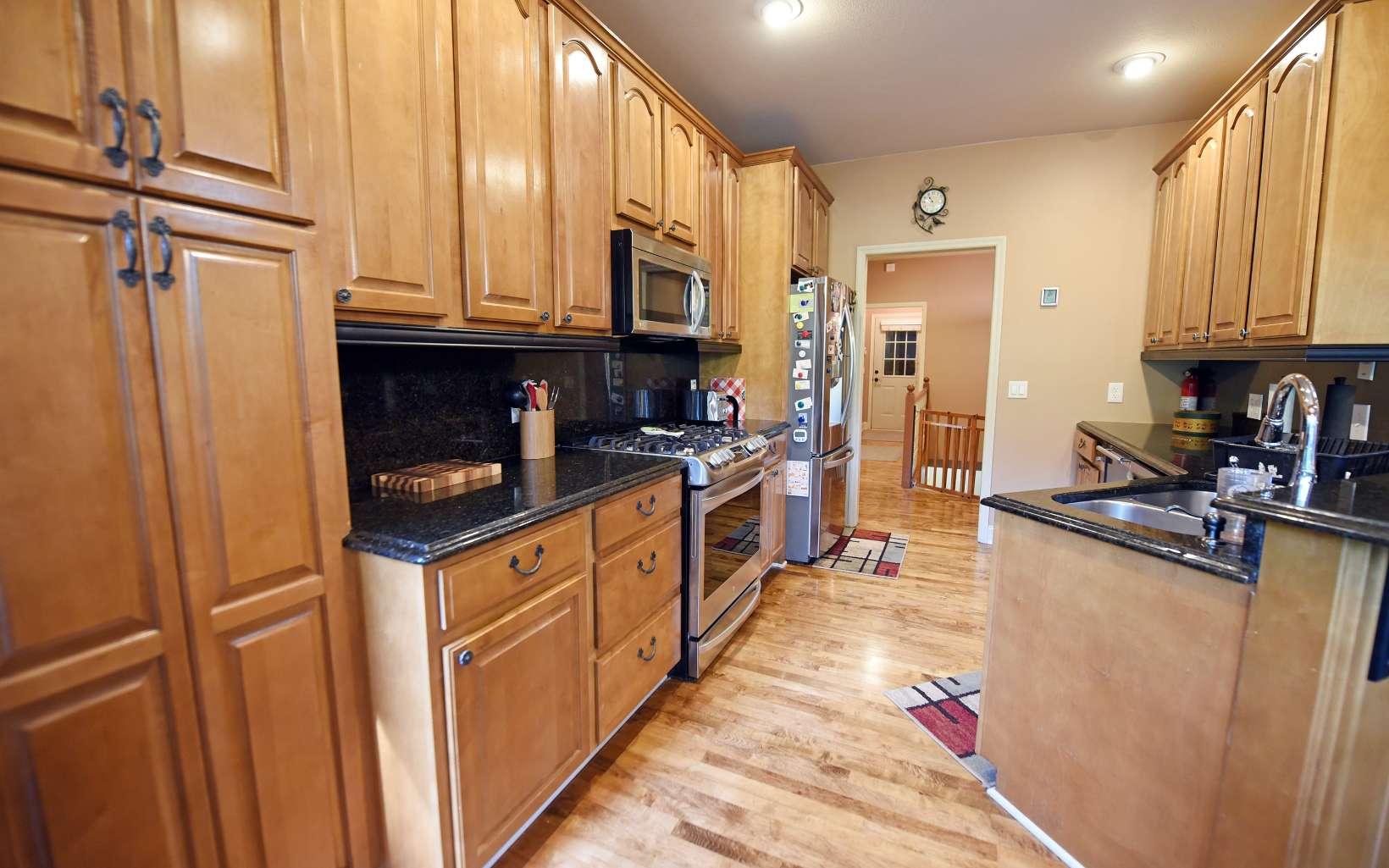 Hiawassee, Georgia, 30546, United States, 4 Bedrooms Bedrooms, ,4 BathroomsBathrooms,Residential,For Sale,1746240