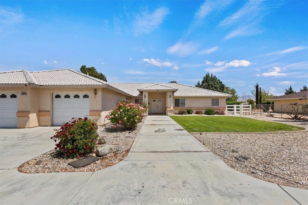 Apple Valley, California, 92308, United States, 7 Bedrooms Bedrooms, ,4 BathroomsBathrooms,Residential,For Sale,1794174