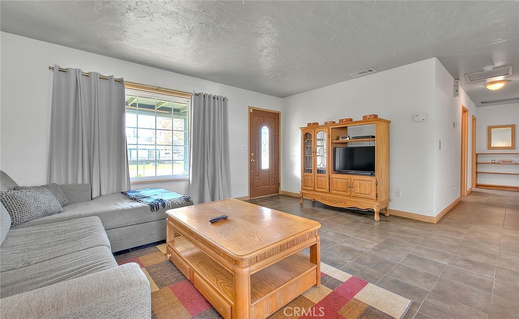 Calimesa, California, 92320, United States, 3 Bedrooms Bedrooms, ,2 BathroomsBathrooms,Residential,For Sale,1977889