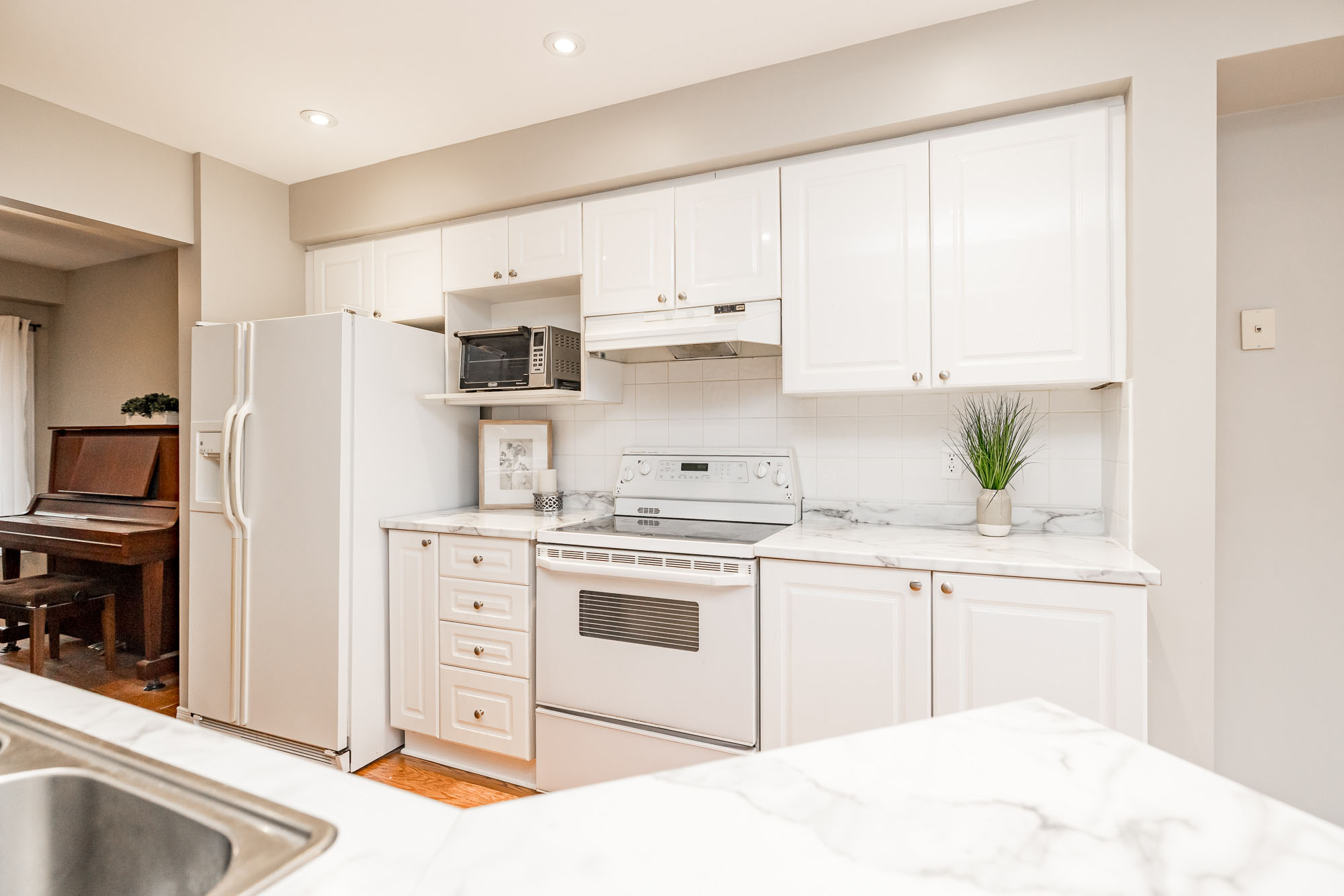 Ottawa, Ontario, K2J4W9, CA, 3 Bedrooms Bedrooms, ,4 BathroomsBathrooms,Residential,For Sale,1991097